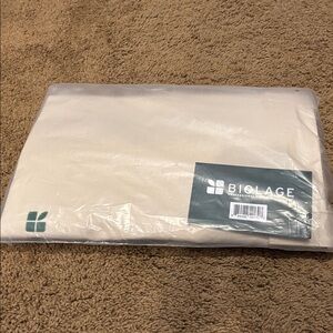 Biolage Tota Bag
Brand New 
Unopened